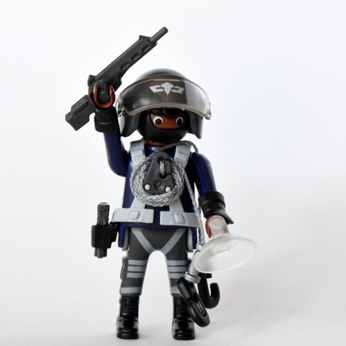 AGENTE DE LAS FUERZAS ESPECIALES - PLAYMOBIL - SOBRE SORPRESA SERIE 14 CHICOS