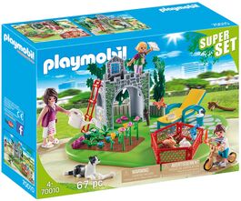 PLAYMOBIL ® 70010 SUPERSET FAMILIA EN EL JARDÍN