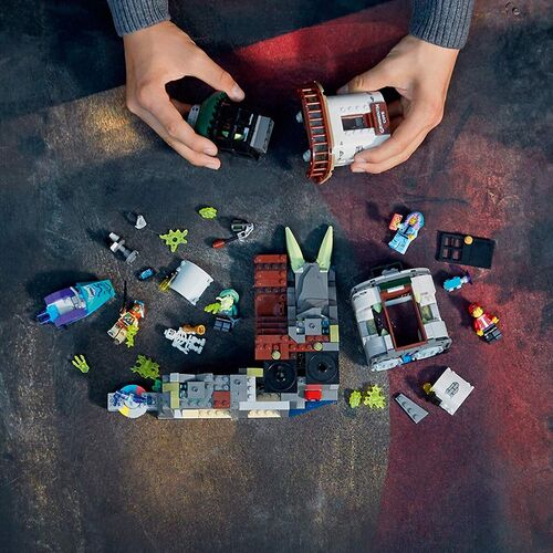 70431 The Lighthouse of Darkness LEGO® Hidden Side?