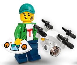 71027-16 LEGO® MINIFIGURES® 20º Edition - Drone boy