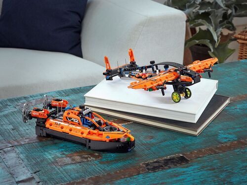 42120 Rescue Hovercraft LEGO® TECHNIC?