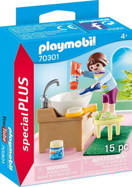 PLAYMOBIL 70301 NIÑA CON LAVABO