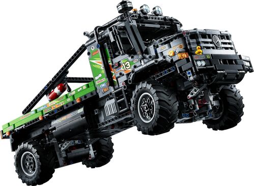 Lego Technic - 4x4 Mercedes-Benz Zetros Trial Truck
