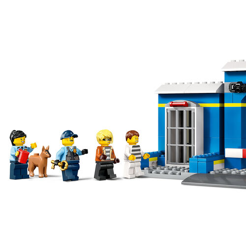 LEGO CITY - PERSECUACIÓN EN LA COMISARÍA DE POLICÍA