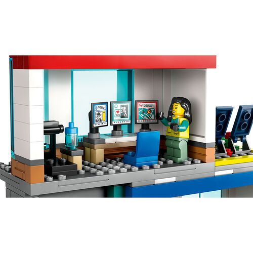Lego City Emergency Vehicles HQ