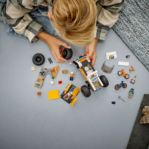 Lego City 4x4 Off-Roader Adventures
