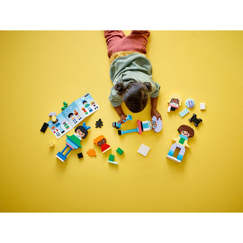 Lego Duplo - Gente Construible con Grandes Emociones