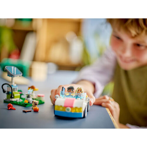 LEGO FRIENDS - COCHE ELÉCTRICO Y CARGADOR