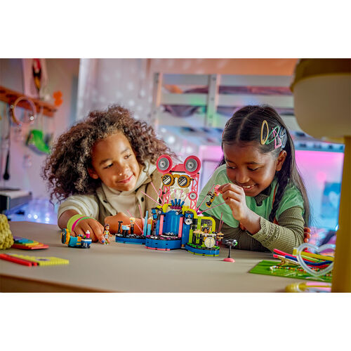 LEGO FRIENDS - ESPECTÁCULO DE TALENTOS MUSICALES DE HEARTLAKE CITY