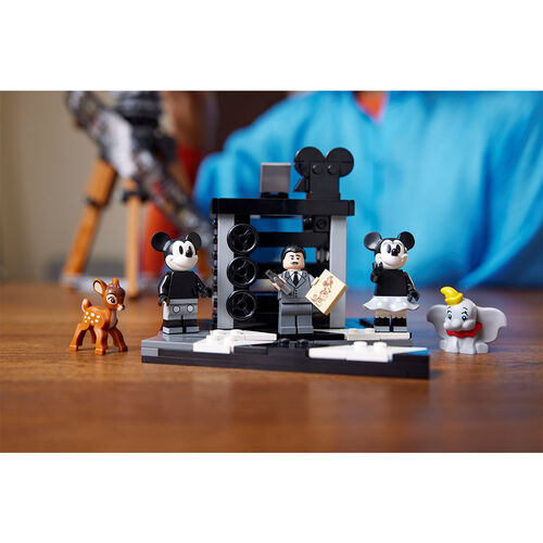 LEGO DISNEY - CÁMARA EN HOMENAJE A WALT DISNEY