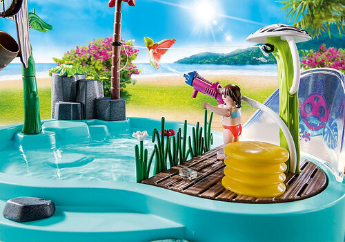 PLAYMOBIL - PISCINA DIVERTIDA CON ROCIADOR DE AGUA