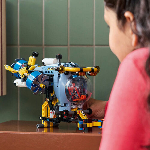 LEGO TECHNIC - SUBMARINO DE AGUAS PROFUNDAS