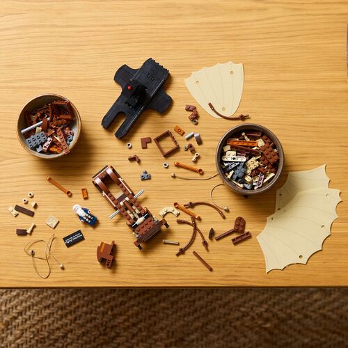 LEGO ICONS - MÁQUINA VOLADORA DE LEONARDO DA VINCI