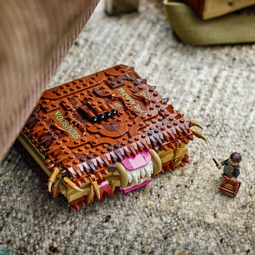 LEGO HARRY POTTER - MONSTRUOSO LIBRO DE LOS MONSTRUOS MORDEDOR