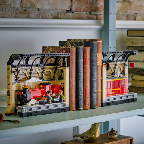 LEGO HARRY POTTER - RINCÓN ENTRE LIBROS: EXPRESO DE HOGWARTS