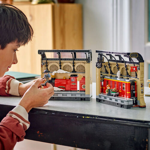 LEGO HARRY POTTER - RINCÓN ENTRE LIBROS: EXPRESO DE HOGWARTS