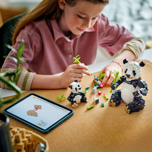 LEGO CREATOR: 3EN1 - FAUNA SALVAJE: FAMILIA DE PANDAS