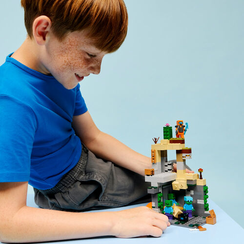 LEGO MINECRAFT - LA MAZMORRA DE ZOMBIS