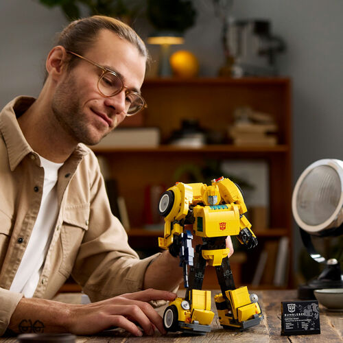 LEGO ICONS: TRANSFORMERS - BUMBLEBEE