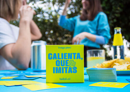 HELLO FUN - JUEGO DE PREGUNTAS CALIENTA QUE IMITAS