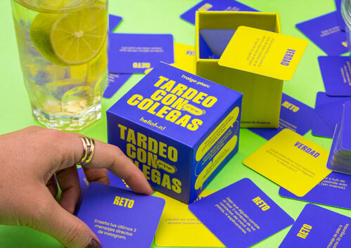HELLO FUN - JUEGO DE PREGUNTAS TARDEO CON COLEGAS