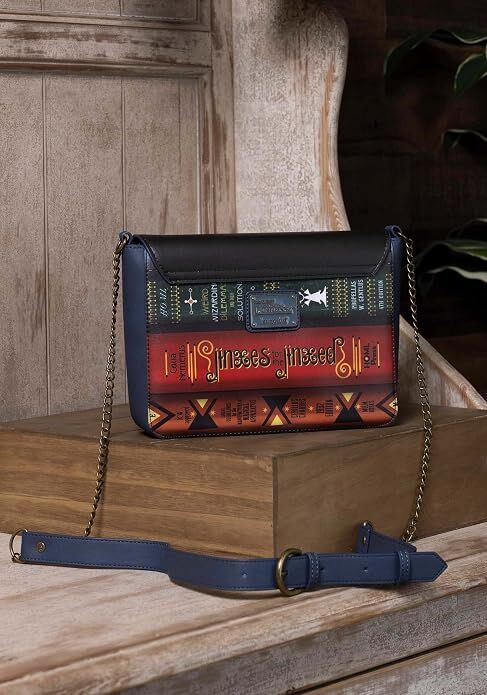 FUNKO LOUNGEFLY ANIMALES FANTÁSTICOS - BOLSO LIBROS MÁGICOS