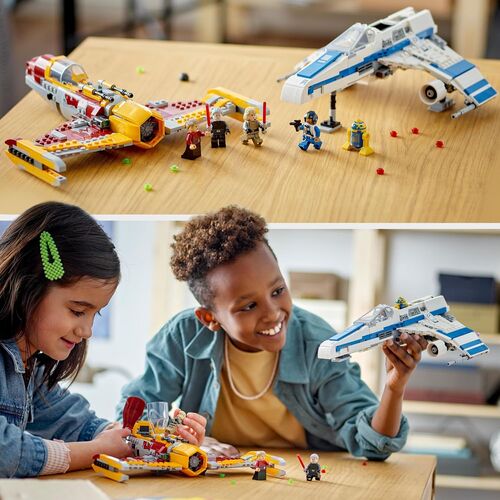 LEGO STAR WARS - ALA-E DE LA NUEVA REPÚBLICA VS. CAZA ESTELAR DE SHIN HATI