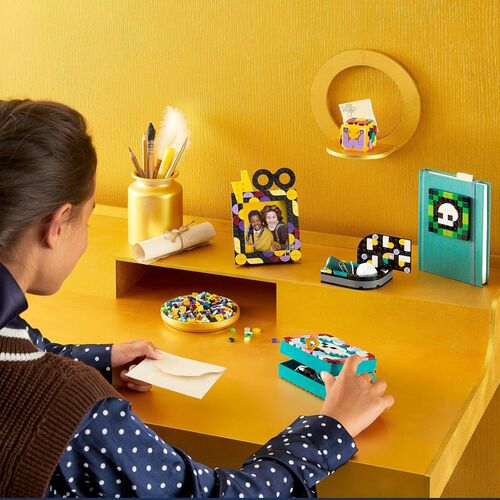 LEGO DOTS - HARRY POTTER: KIT DE ESCRITORIO DE HOGWARTS